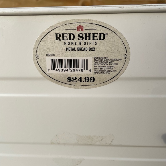 Farmhouse White Metal Bread Box with 'Fresh' Label - Picture 6 of 6